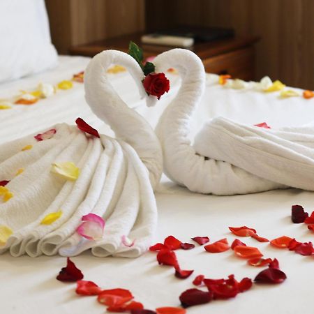 Khach San Nang Bien - Sunny Sea Hotell Nha Trang Exteriör bild